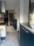 Gratis Poggenpohl keuken met granieten tafel, Huis en Inrichting, Keuken | Keukenelementen, Ophalen, Gebruikt, 200 cm of meer