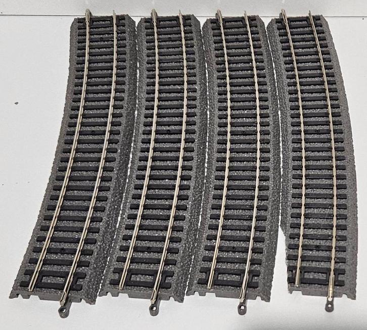 Piko H0 Bocht R9 A-Rails met bedding 908mm 55419, Hobby en Vrije tijd, Modeltreinen | H0, Zo goed als nieuw, Rails, Gelijkstroom