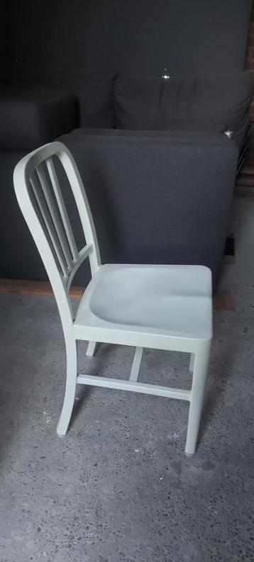 Bureaustoel beschikbaar voor biedingen