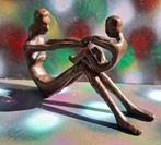 Moeder met kind. Geabstraheerd bronzen sculptuur. 26.5 cm., Ophalen, Zo goed als nieuw, Mens