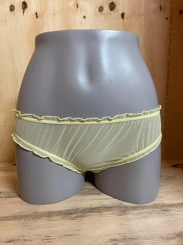 Twinset slip maat 40 beschikbaar voor biedingen