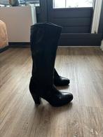 Elegante zwarte Tamaris laarzen, Ophalen, Zo goed als nieuw, Zwart, Hoge laarzen