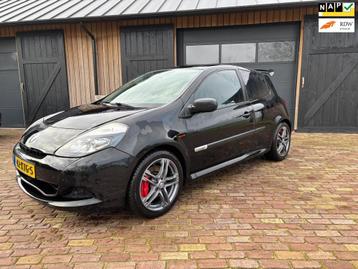 Renault Clio 2.0 RS Cup. 200 PK NL AUTO. PERFECT ONDERHOUD M beschikbaar voor biedingen