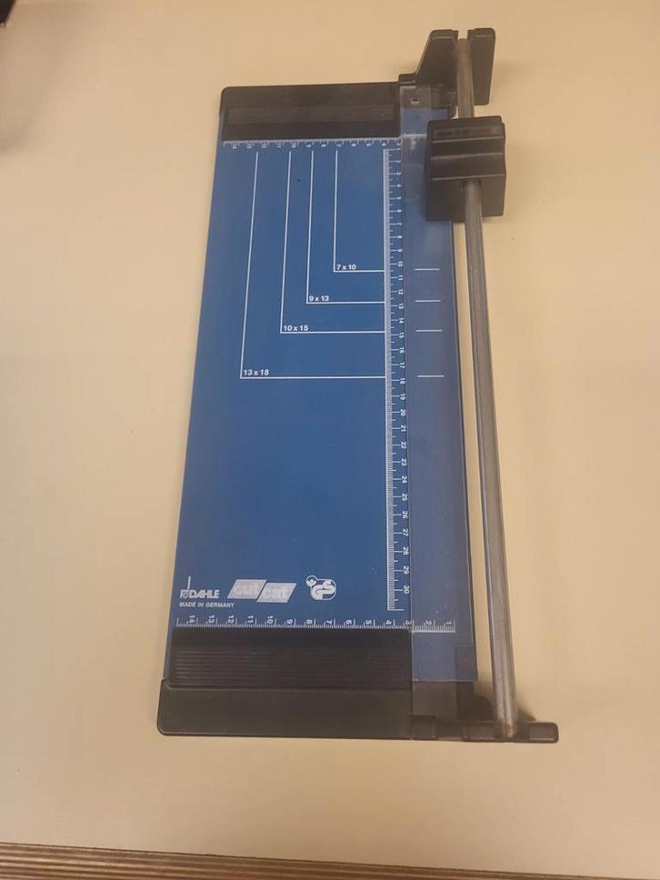 Papiersnijmachine - Dahle, Hobby en Vrije tijd, Knutselen, Gebruikt, Overige typen, Ophalen