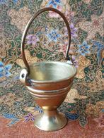 Mooi antiek koper wijwater vaatje uit Engeland 15,8 cm., Antiek en Kunst, Antiek | Koper en Brons, Ophalen of Verzenden, Koper
