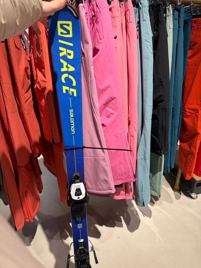 Salomon Race Ski's - 140cm, Sport en Fitness, Skiën en Langlaufen, 140 tot 160 cm, Gebruikt, Carve, Skiën