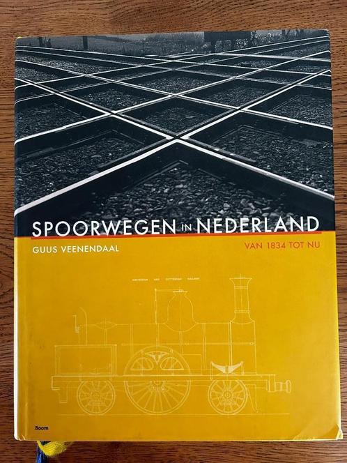 Boeken over ontstaand van de Nederlandse Spoorwegen 3 stuks., Hobby en Vrije tijd, Modeltreinen | H0, Zo goed als nieuw, Boek, Tijdschrift of Catalogus