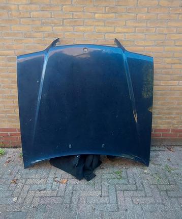 Motorkap Mercedes W124 Facelift beschikbaar voor biedingen