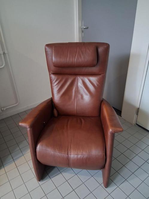 Bruin leren relax fauteuil, Huis en Inrichting, Fauteuils, Zo goed als nieuw, 75 tot 100 cm, Ophalen