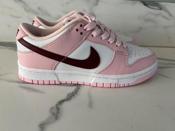 Nike SB dunk beschikbaar voor biedingen