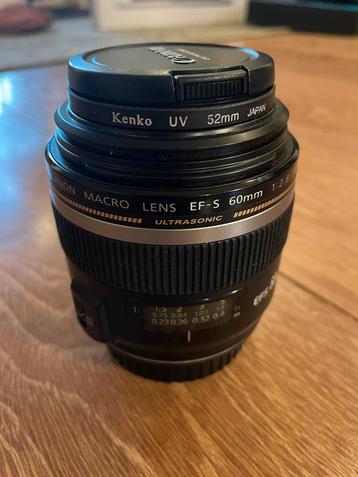 Canon EF-S 60mm f/2.8 Macro USM Lens beschikbaar voor biedingen