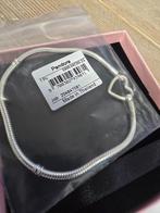 Pandora Snake armband met Hart sluiting maat 23!! Nieuw, Nieuw, Ophalen of Verzenden, Pandora, Pandora
