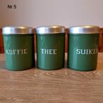 EMAILLE RESEDA GROENE BUSSENSET MET WITTE BLOKLETTERS., Antiek en Kunst, Ophalen of Verzenden