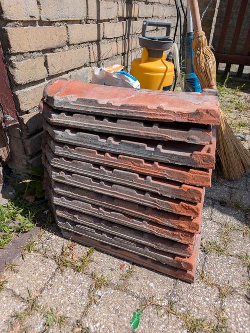 Stapel Dakpannen - Gebruikt, Doe-het-zelf en Verbouw, Dakpannen en Dakbedekking, Gebruikt, Dakpannen, Steen of Klei, Rood, Minder dan 5 m²