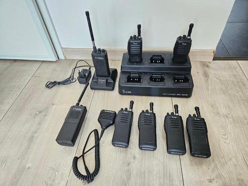 tk:6x ICOM IC-F22 en2x Motorola Radius GP300 PortofoonPartij, Telecommunicatie, Portofoons en Walkie-talkies, Gebruikt, Portofoon of Walkie-talkie