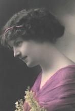 975493	Vintage	Fantasie	 	vrouw	1918	Postzegel afgeweekt, Verzamelen, Ansichtkaarten | Nederland, Gelopen, Ophalen of Verzenden