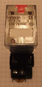 Relais OMRON MY2 IN  220/240 VAC, Hobby en Vrije tijd, Elektronica-componenten, Ophalen of Verzenden, Zo goed als nieuw