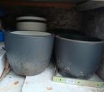 gebruikte bloempotten, wit en grijs. Plastic, Tuin en Terras, Bloempotten, Ophalen, Kunststof, Gebruikt, Rond