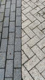 Betonnen klinkers - 20m2 grijs/roze + 2m2 antraciet - Gratis, Tuin en Terras, Tegels en Klinkers, Ophalen, Gebruikt, Klinkers