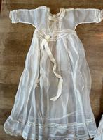 Antieke doopjurk van tule en kloskant, Antiek en Kunst, Ophalen of Verzenden