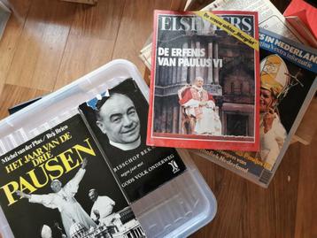 Verzameling boeken en tijdschriften over katholieke kerk beschikbaar voor biedingen