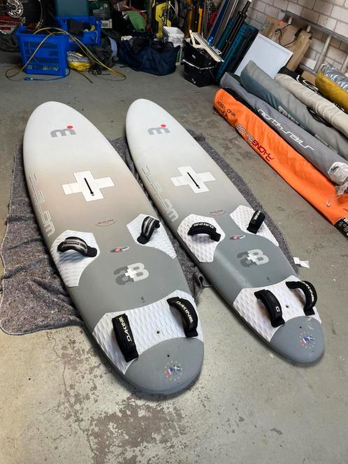 Mistral AB+ Slalomboard 90 L, Watersport en Boten, Windsurfen, Zo goed als nieuw, Plank, Minder dan 250 cm, Ophalen