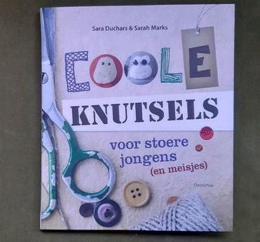 Sarah Marks - Coole knutsels, Boeken, Kinderboeken | Jeugd | onder 10 jaar, Zo goed als nieuw, Fictie algemeen, Ophalen of Verzenden