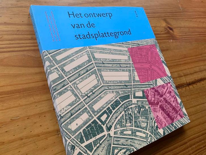 Het ontwerp van de stadsplattegrond Architectuur, Stedebouw, Boeken, Kunst en Cultuur | Architectuur, Zo goed als nieuw, Overige onderwerpen