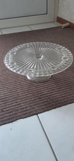 Art deco glazen schaal op voet subtiel bewerkt, voor bijv., Ophalen