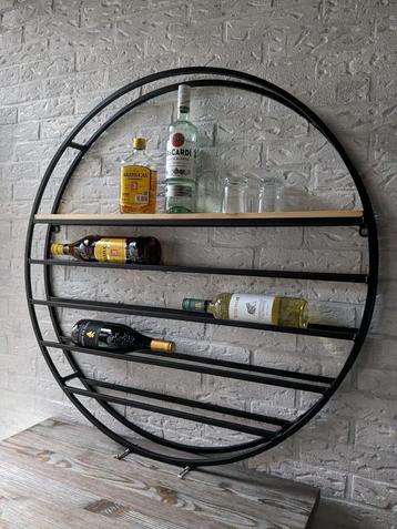 Cadeautip , handgemaakt wijnrek/ drankrek beschikbaar voor biedingen