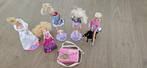 5 barbies, paard, tasje en kleertjes, Kinderen en Baby's, Zo goed als nieuw, Ophalen, Barbie