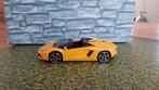 Burago - Aventador LP700-4 Roadster 1:43, Hobby en Vrije tijd, Modelauto's | 1:43, Ophalen of Verzenden, Zo goed als nieuw, Auto