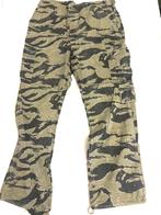 AVRN TIGER STRIPE CAMO BROEK, Verzamelen, Militaria | Algemeen, Ophalen of Verzenden, Landmacht, Nederland, Kleding of Schoenen