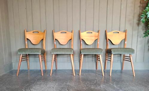 4x vintage stoelen retro Scandinavisch design chairs, Huis en Inrichting, Stoelen, Gebruikt, Vier, Hout, Stof, Ophalen