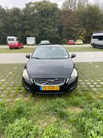 Volvo V60 T3 Start/stop 150pk 2011 Zwart, Auto's, Volvo, 1596 cc, 15 km/l, 74 €/maand, Zwart