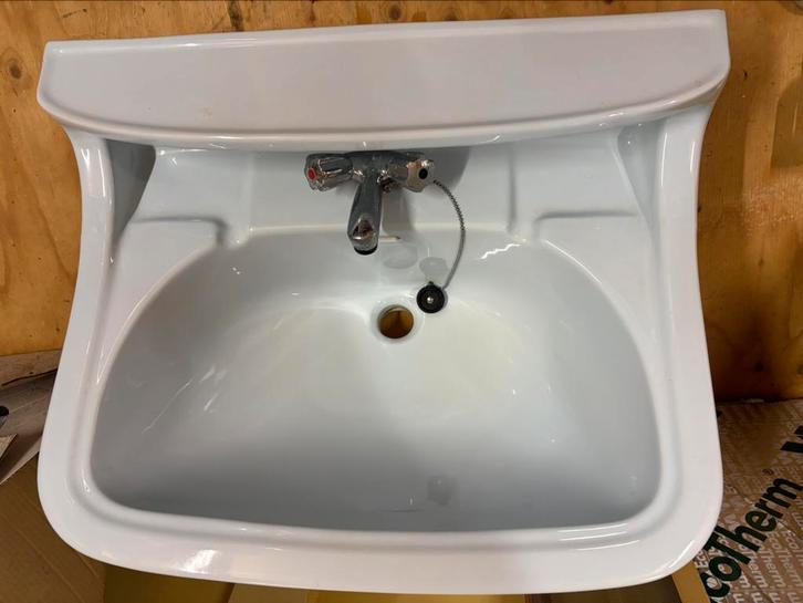 Vintage pastel blauwe wasbak met planchet, Doe-het-zelf en Verbouw, Sanitair, Zo goed als nieuw, Wastafel, Ophalen