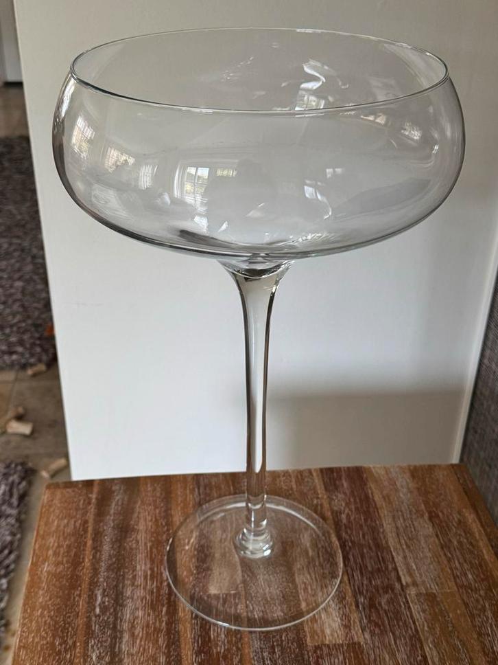 Glazen Vaas op Voet, Champagne glas Magnum groot glas kerst, Huis en Inrichting, Woonaccessoires | Vazen, Nieuw, Overige kleuren