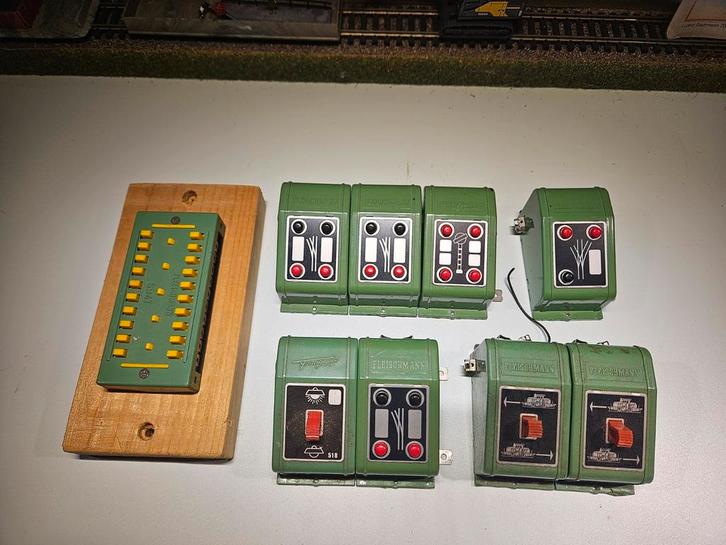 Fleischmann schakelaars divers N spoor modeltrein 1:160, Hobby en Vrije tijd, Modeltreinen | N-Spoor, Gebruikt, Brug, Tunnel of Gebouw