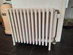 Antieke gietijzeren radiator 70x62x22, 800 watt of meer, Gebruikt, 80 cm of meer, Radiator