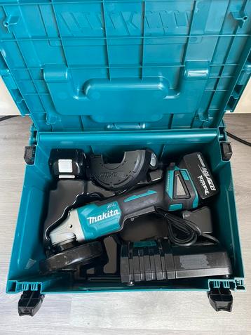 Makita DGA505 set beschikbaar voor biedingen