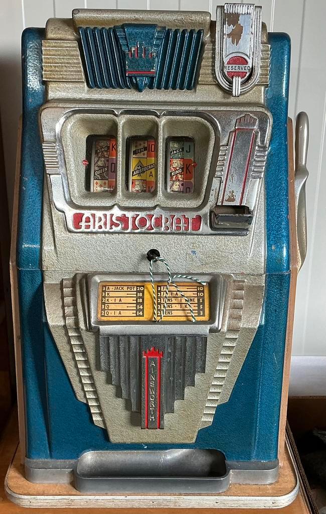 Mooie originele zeldzame aristocrat slotmachine, Verzamelen, Automaten | Gokkasten en Fruitautomaten, Gebruikt, Euro, Met sleutels