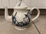 Alice in Wonderland theepot met infuser (Whittard), Huis en Inrichting, Keuken | Servies, Overige typen, Ophalen of Verzenden