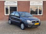 Ford Fusion 1.6-16V Luxury Eerste eigenaar dealer onderhoude, Auto's, Ford, Voorwielaandrijving, 1596 cc, Gebruikt, Metallic lak