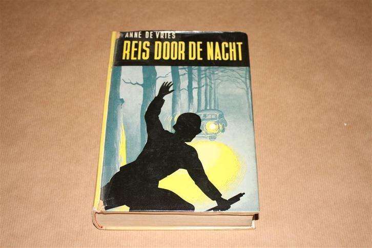 Reis door de nacht. Anne de Vries. 4 delen compleet., Boeken, Geschiedenis | Vaderland, Gelezen, 20e eeuw of later, Ophalen of Verzenden