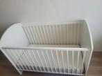 Gratis Babybedje incl matras en beddengoed, Kinderen en Baby's, Babywiegjes en Ledikanten, Ophalen, Gebruikt, Ledikant