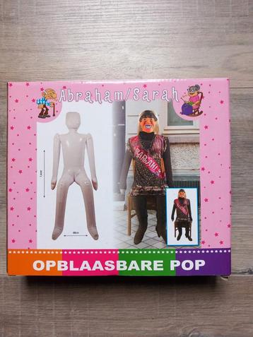 Opblaaspop zgn beschikbaar voor biedingen