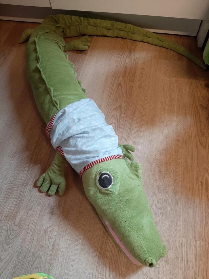 IKEA krokodil knuffel, Kinderen en Baby's, Speelgoed | Knuffels en Pluche, Ophalen of Verzenden