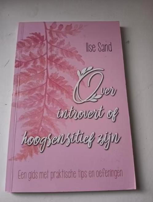 Ilse Sand - over introvert of hoogsensitief zijn, Boeken, Psychologie, Zo goed als nieuw, Ophalen of Verzenden