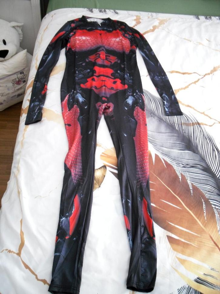 TK: Second skin robot kostuum (1 rode en 1 groene)., Hobby en Vrije tijd, Kostuums, Theaterbenodigdheden en LARP, Nieuw, Ophalen of Verzenden