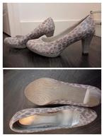 Nieuwe grijze pumps maat 39., Pumps, Marco Tozzi, Nieuw, Ophalen of Verzenden